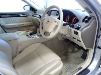 Nissan FUGA  с аукциона в Японии