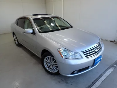 Nissan FUGA  с аукциона в Японии