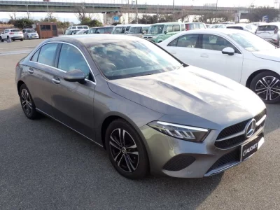 Mercedes-Benz A CLASS  с аукциона в Японии