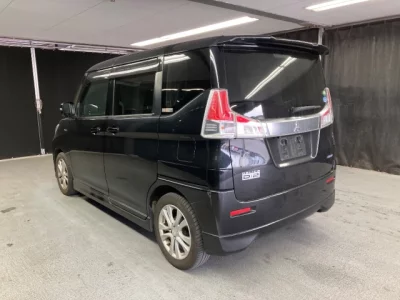Mitsubishi DELICA D2