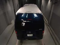 Toyota HIACE VAN лот № 9725 оценка R  с аукциона в Японии 6