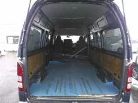 Toyota HIACE VAN лот № 9725 оценка R  с аукциона в Японии 8