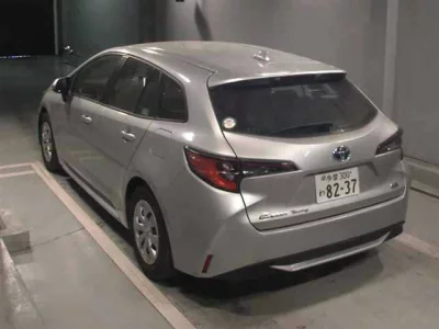 Toyota COROLLA TOURING  с аукциона в Японии