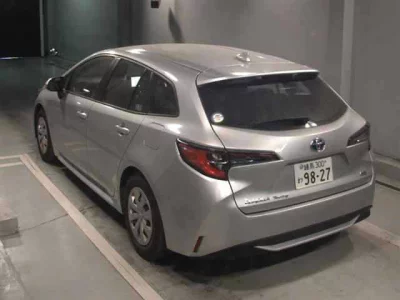 Toyota COROLLA TOURING  с аукциона в Японии