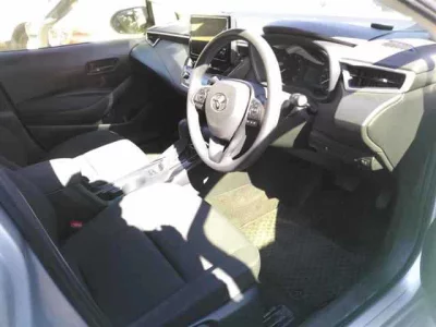 Toyota COROLLA TOURING  с аукциона в Японии