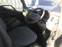 Toyota DYNA лот № 4531 оценка 3  с аукциона в Японии 2