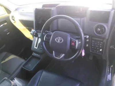 Toyota JPN TAXI  с аукциона в Японии