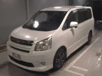 Toyota NOAH лот № 8371 оценка 3  с аукциона в Японии 3