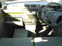 Toyota PIXIS SPACE лот № 1112 оценка 4  с аукциона в Японии 7