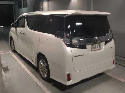 Toyota VELLFIRE  с аукциона в Японии