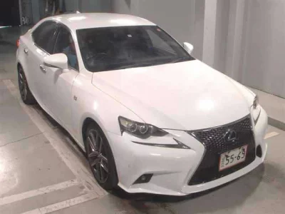 Lexus IS