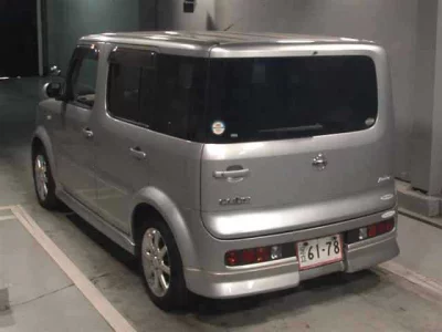 Nissan CUBE