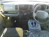 Nissan CLIPPER VAN лот № 8194 оценка 3  с аукциона в Японии 7