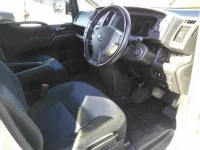 Nissan SERENA лот № 3011 оценка 4  с аукциона в Японии 2