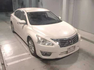Nissan TEANA