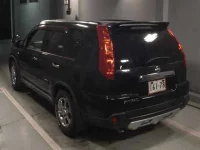 Nissan X-TRAIL лот № 8229 оценка 4  с аукциона в Японии 1