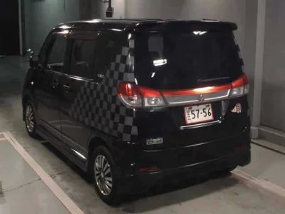 Mitsubishi DELICA D2