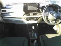 Suzuki SWIFT лот № 8396 оценка 4.5  с аукциона в Японии 7