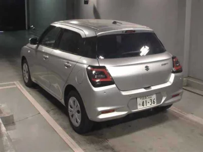 Suzuki SWIFT  с аукциона в Японии