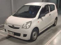 Daihatsu MIRA лот № 1052 оценка 3.5  с аукциона в Японии 3