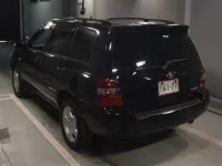 Toyota KLUGER лот № 9651 оценка R  с аукциона в Японии 1