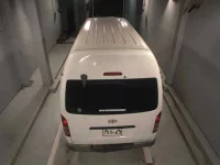Toyota HIACE VAN лот № 4535 оценка 3.5  с аукциона в Японии 6