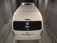 Toyota HIACE VAN лот № 8282 оценка 3.5  с аукциона в Японии 6