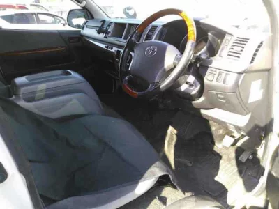Toyota HIACE VAN  с аукциона в Японии