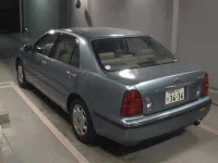 Toyota PROGRES лот № 7062 оценка 3.5  с аукциона в Японии 1