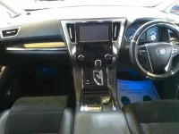 Toyota VELLFIRE лот № 341 оценка R  с аукциона в Японии 7