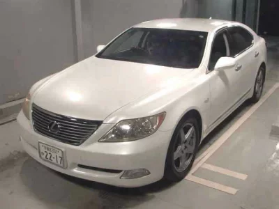 Lexus LS