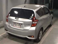 Nissan NOTE лот № 8443 оценка 3.5  с аукциона в Японии 4