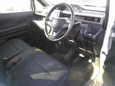 Suzuki WAGON R  с аукциона в Японии