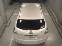 Toyota MARK X ZIO лот № 8458 оценка 3.5  с аукциона в Японии 6