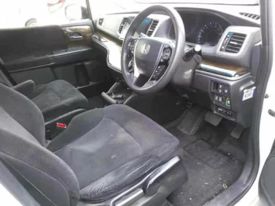 Honda ODYSSEY  с аукциона в Японии