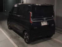 Nissan ROOX лот № 1198 оценка 3.5  с аукциона в Японии 1