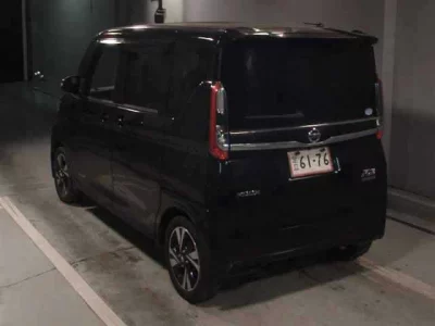 Nissan ROOX  с аукциона в Японии