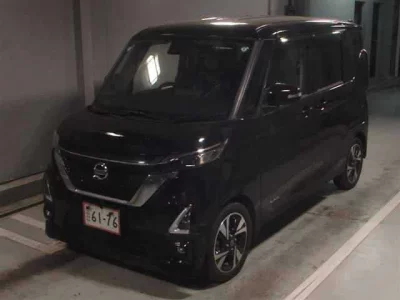 Nissan ROOX  с аукциона в Японии