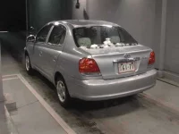 Toyota PLATZ лот № 423 оценка 3.5  с аукциона в Японии 1