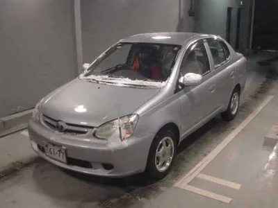 Toyota PLATZ  с аукциона в Японии