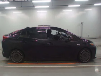 Toyota PRIUS PHV