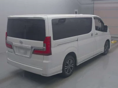 Toyota GRANACE