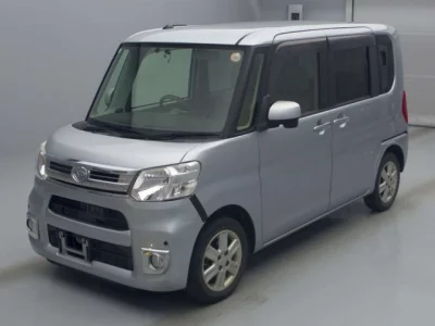 Daihatsu TANTO  с аукциона в Японии