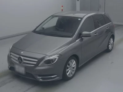 Mercedes-Benz B CLASS