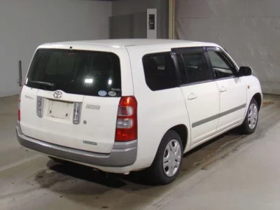 Toyota SUCCEED