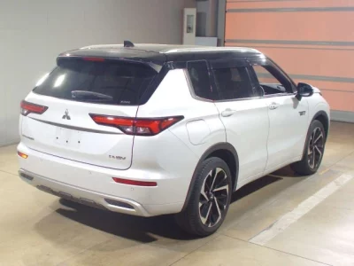 Mitsubishi OUTLANDER PHEV