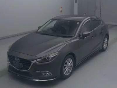 Mazda AXELA  с аукциона в Японии