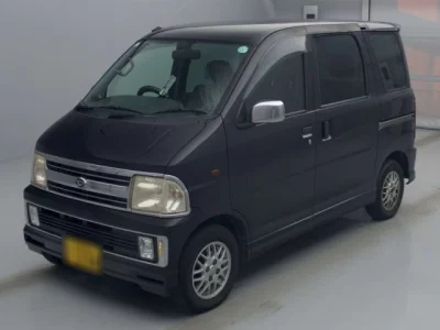 Daihatsu Atrai Wagon  с аукциона в Японии