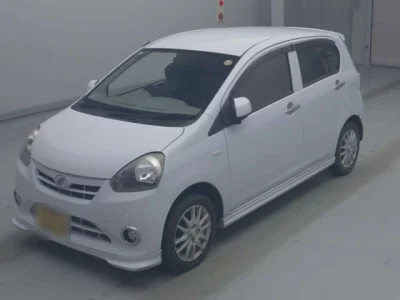 Daihatsu MIRA E S