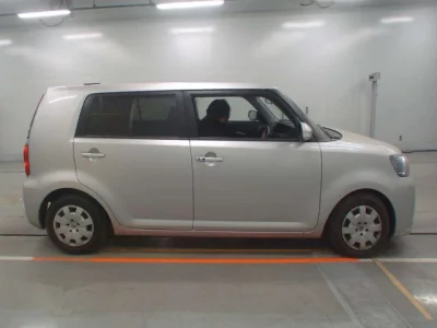 Toyota COROLLA RUMION  с аукциона в Японии